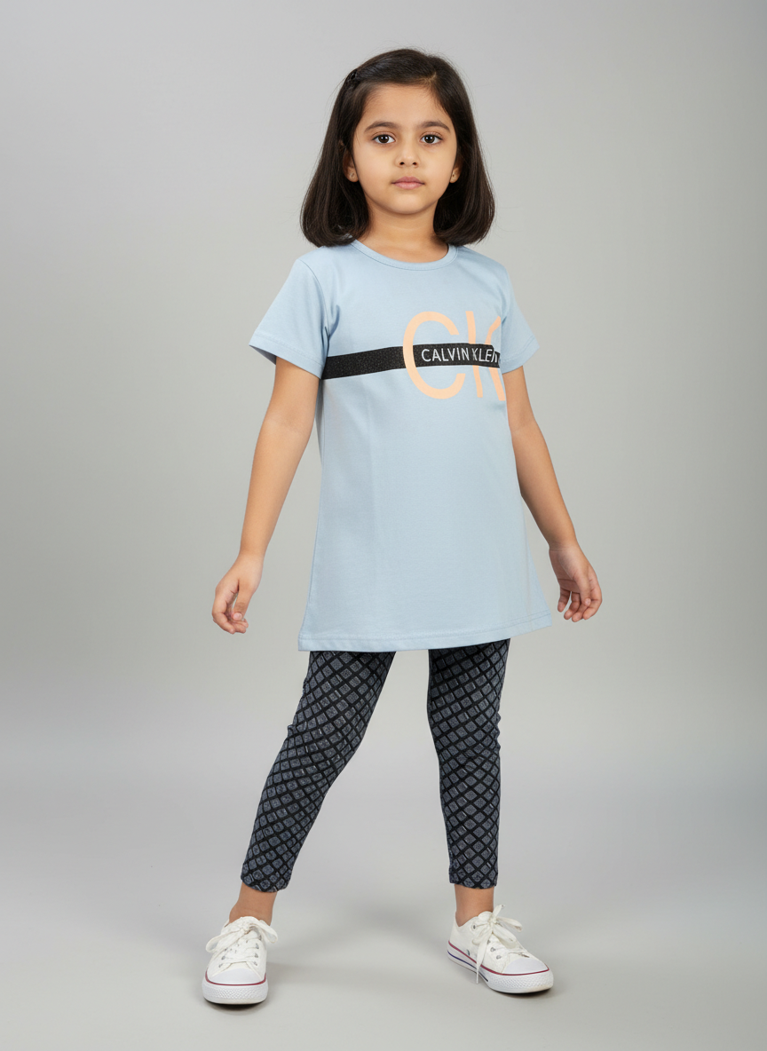 Girls Printed Half Sleeve T-Shirt with Capri Leggings Set